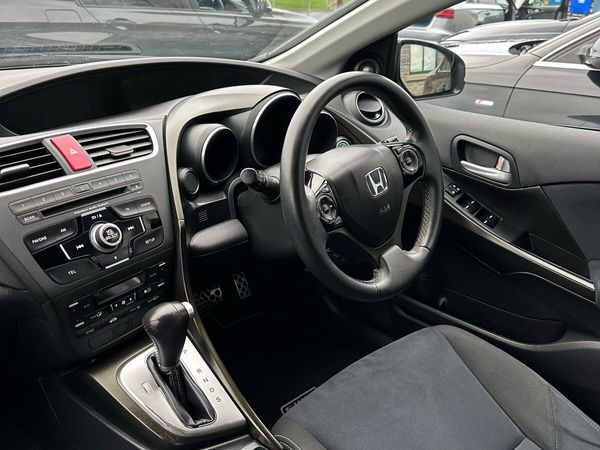 Honda Civic Hatchback, Petrol, 2014, Grey