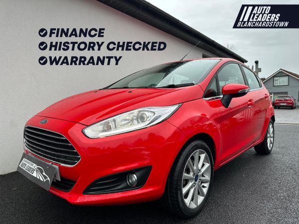 Ford Fiesta Hatchback, Petrol, 2017, Red