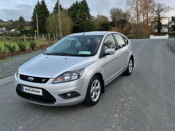 Ford Focus Hatchback, Diesel, 2010, Silver