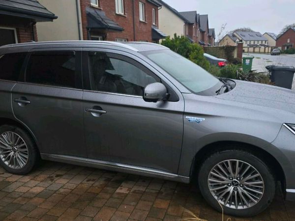 Mitsubishi Outlander SUV, Petrol Plug-in Hybrid, 2020, Grey