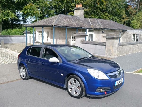 Vauxhall Signum Hatchback, Diesel, 2006, Blue