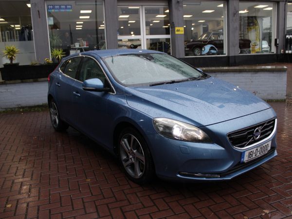 Volvo V60 Hatchback, Diesel, 2016, Blue