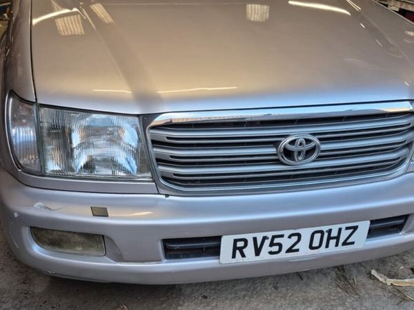 Toyota Land Cruiser Unknown, Unknown, 2002, Silver