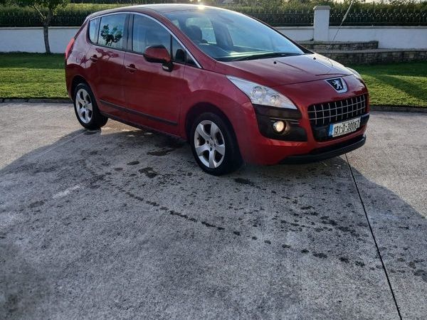 Peugeot 3008 Hatchback, Diesel, 2013, Red