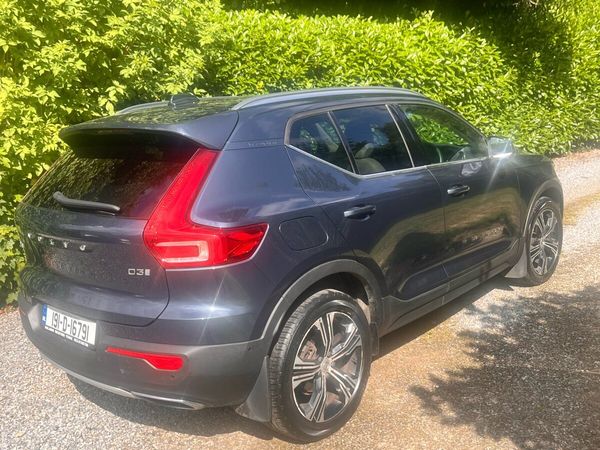 Volvo XC40 Estate/Jeep, Diesel, 2019, Blue