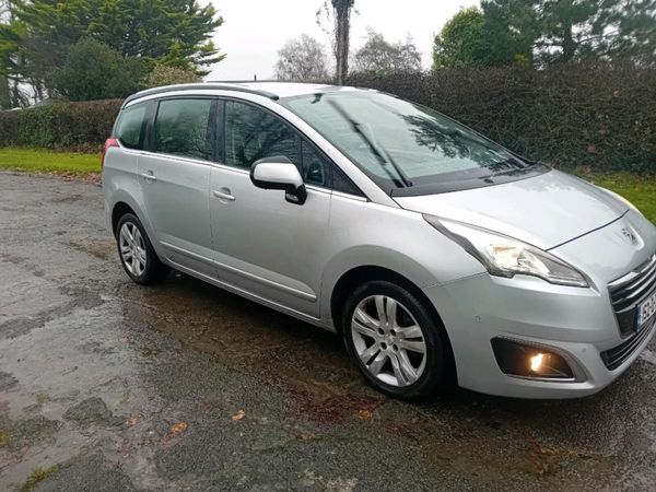 Peugeot 5008 MPV, Diesel, 2015, Silver