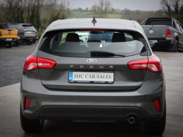 Ford Focus Hatchback, Diesel, 2019, Grey