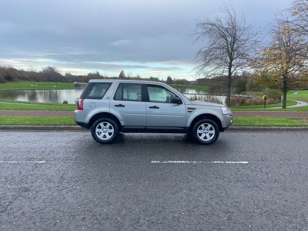 Land Rover Freelander SUV, Diesel, 2010, Gold