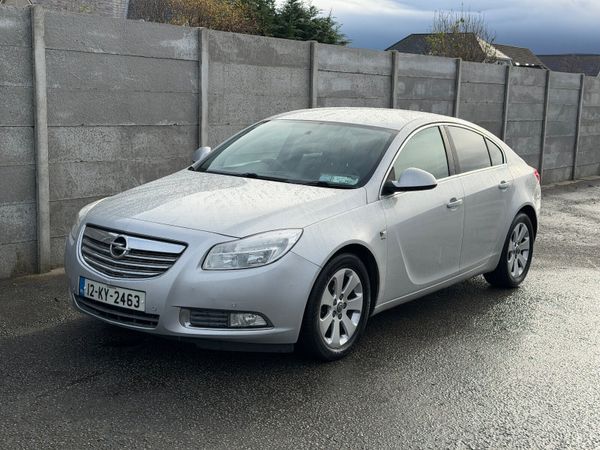 Vauxhall Insignia Hatchback, Diesel, 2012, Silver