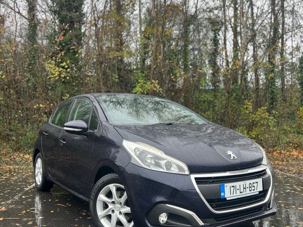 Peugeot 208 Hatchback, Petrol, 2017, Blue