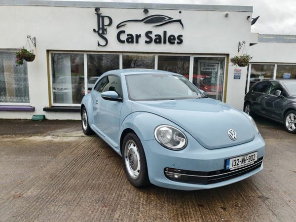 Volkswagen Beetle Hatchback, Petrol, 2013, Blue