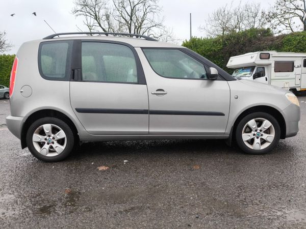Skoda Roomster MPV, Petrol, 2007, Beige