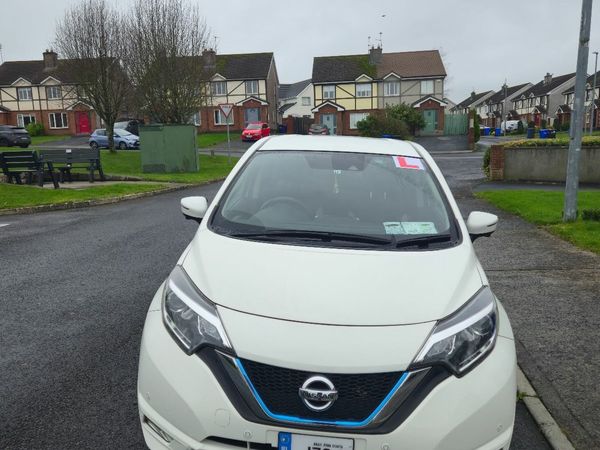 Nissan Note MPV, Petrol Hybrid, 2017, White