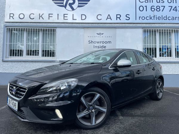 Volvo V40 Hatchback, Diesel, 2016, Black