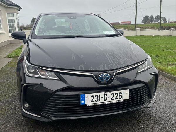 Toyota Corolla Saloon, Petrol Hybrid, 2023, Black