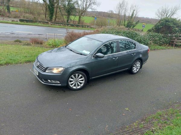 Volkswagen Passat Saloon, Diesel, 2012, Grey