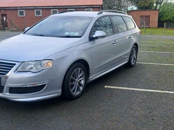 Volkswagen Passat Estate, Diesel, 2010, Silver
