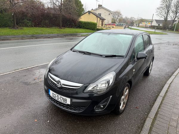 Vauxhall Corsa Hatchback, Petrol, 2013, Black