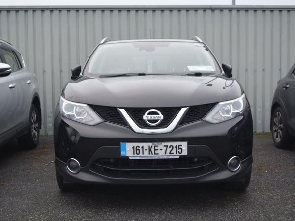 Nissan Qashqai Hatchback, Diesel, 2016, Black