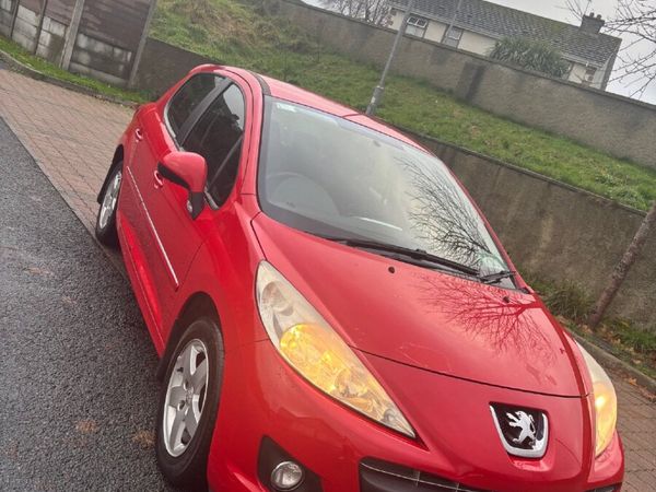 Peugeot 207 Hatchback, Diesel, 2012, Red
