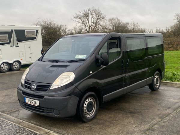 Nissan Primastar MPV, Diesel, 2011, Black