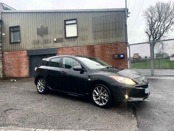 Mazda Mazda3 Hatchback, Diesel, 2013, Black