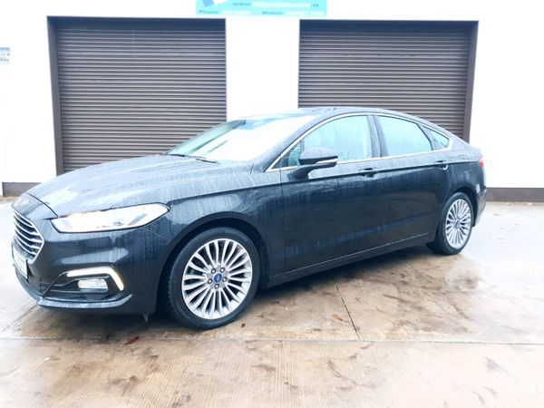 Ford Mondeo Hatchback, Diesel, 2021, Black