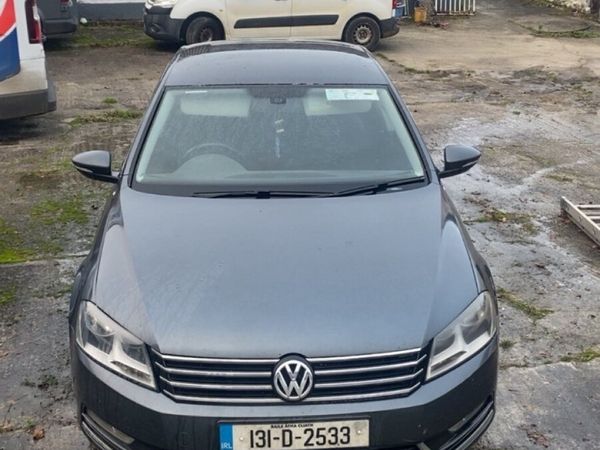 Volkswagen Passat Saloon, Diesel, 2013, Grey