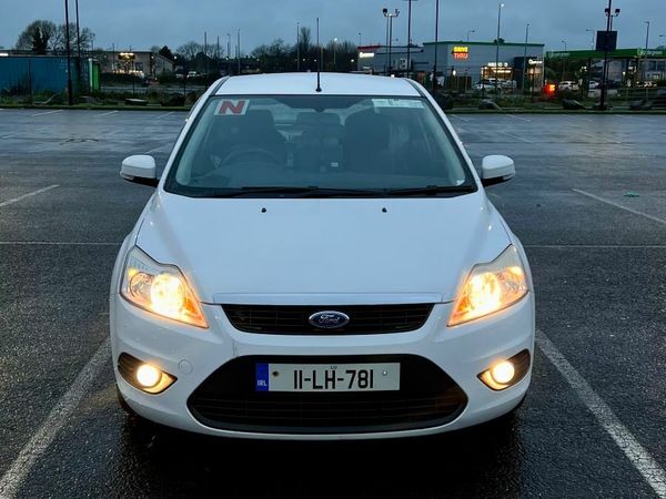 Ford Focus Hatchback, Diesel, 2011, White