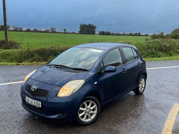 Toyota Yaris Hatchback, Petrol, 2006, Blue