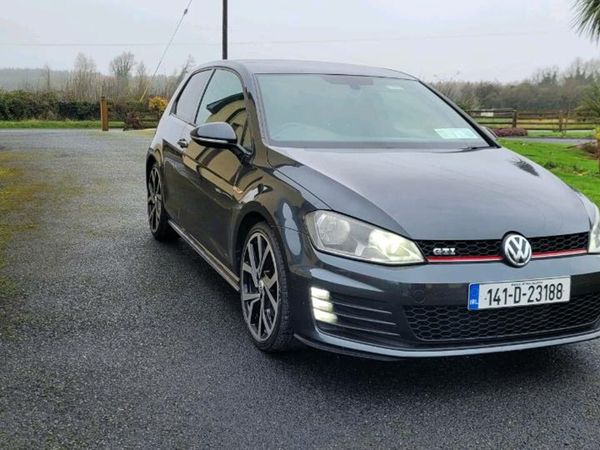 Volkswagen Golf Estate, Petrol, 2014, Grey