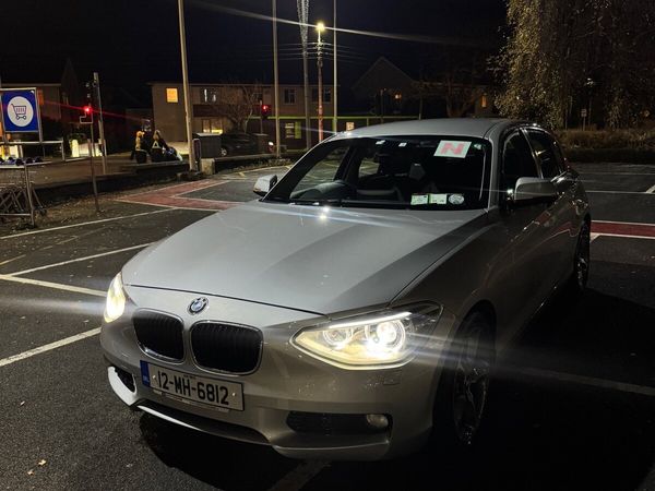 BMW 1-Series Hatchback, Petrol, 2012, Silver