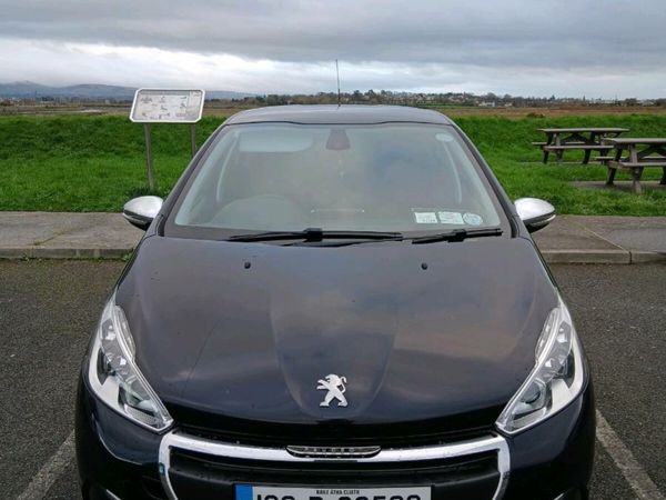 Peugeot 208 Hatchback, Petrol, 2016, Blue