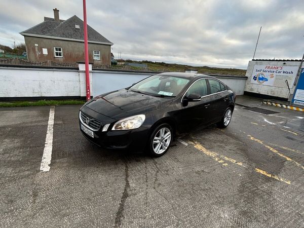 Volvo S60 Saloon, Diesel, 2013, Black