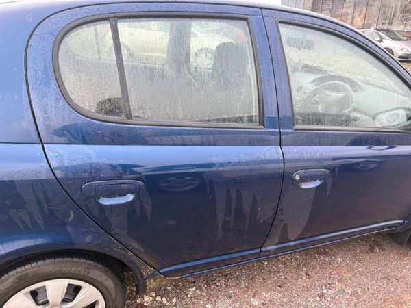 Toyota Yaris Hatchback, Petrol, 2005, Blue