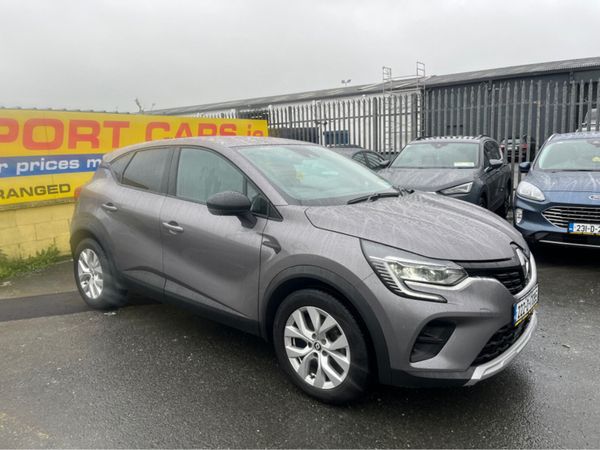 Renault Captur Hatchback, Petrol, 2022, Grey