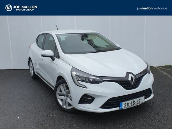 Renault Clio Hatchback, Petrol, 2021, White