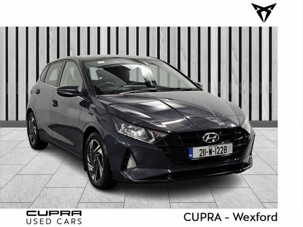Hyundai i20 Hatchback, Petrol, 2021, Grey