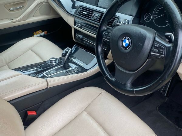 BMW 5-Series Saloon, Diesel, 2010, Brown