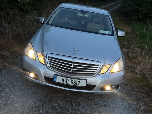 Mercedes-Benz E-Class Saloon, Diesel, 2011, Silver