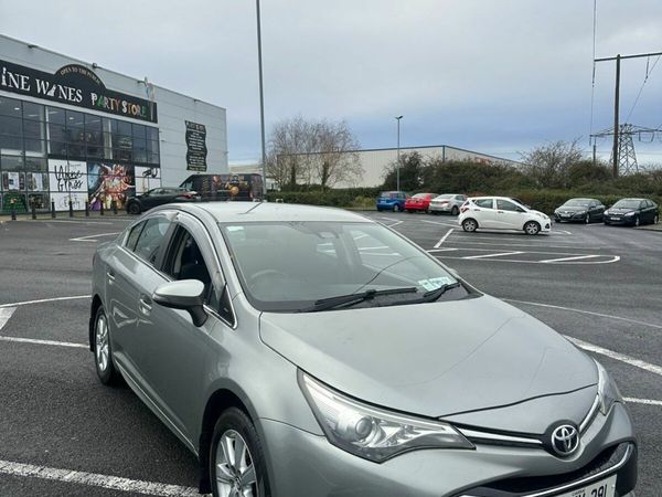 Toyota Avensis Saloon, Diesel, 2016, Grey