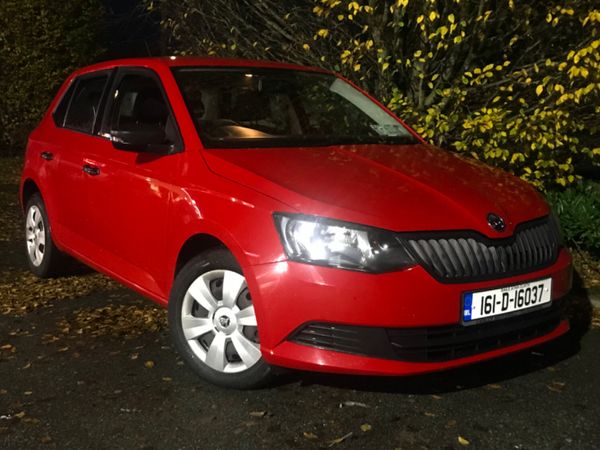 Skoda Fabia Hatchback, Petrol, 2016, Red