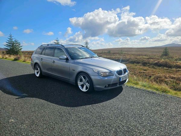 BMW 5-Series Estate, Petrol, 2006, Grey