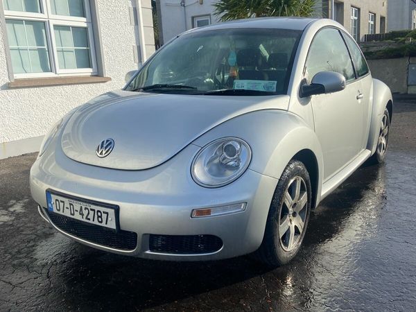Volkswagen Beetle Hatchback, Petrol, 2007, Silver