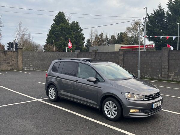 Volkswagen Touran MPV, Diesel, 2016, Grey