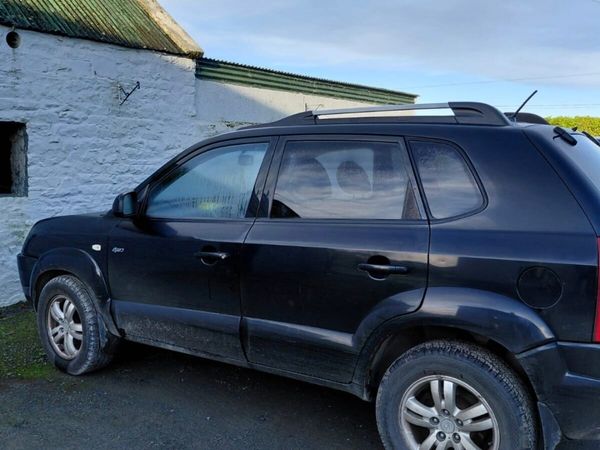 Hyundai Tucson SUV, Diesel, 2008, Black