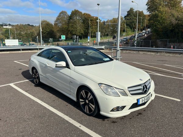 Mercedes-Benz E-Class Coupe, Diesel, 2011, White