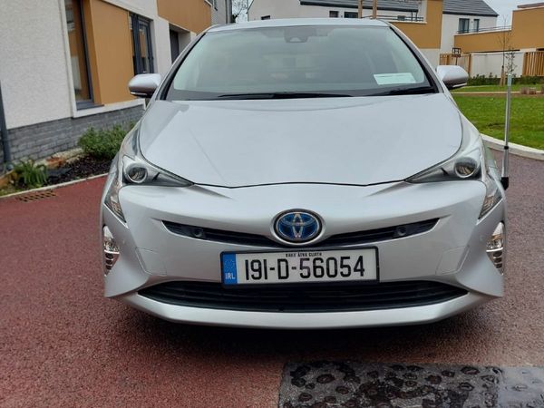 Toyota Prius Hatchback, Petrol Hybrid, 2019, Silver