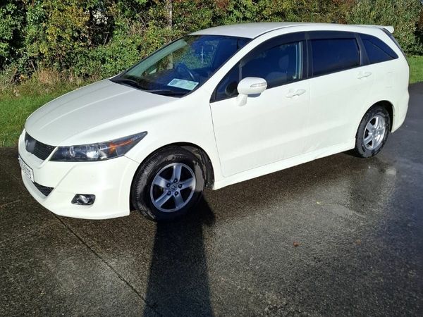 Honda Stream MPV, Petrol, 2012, White