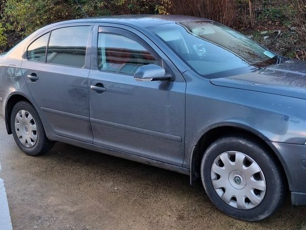 Skoda Octavia Hatchback, Diesel, 2008, Grey